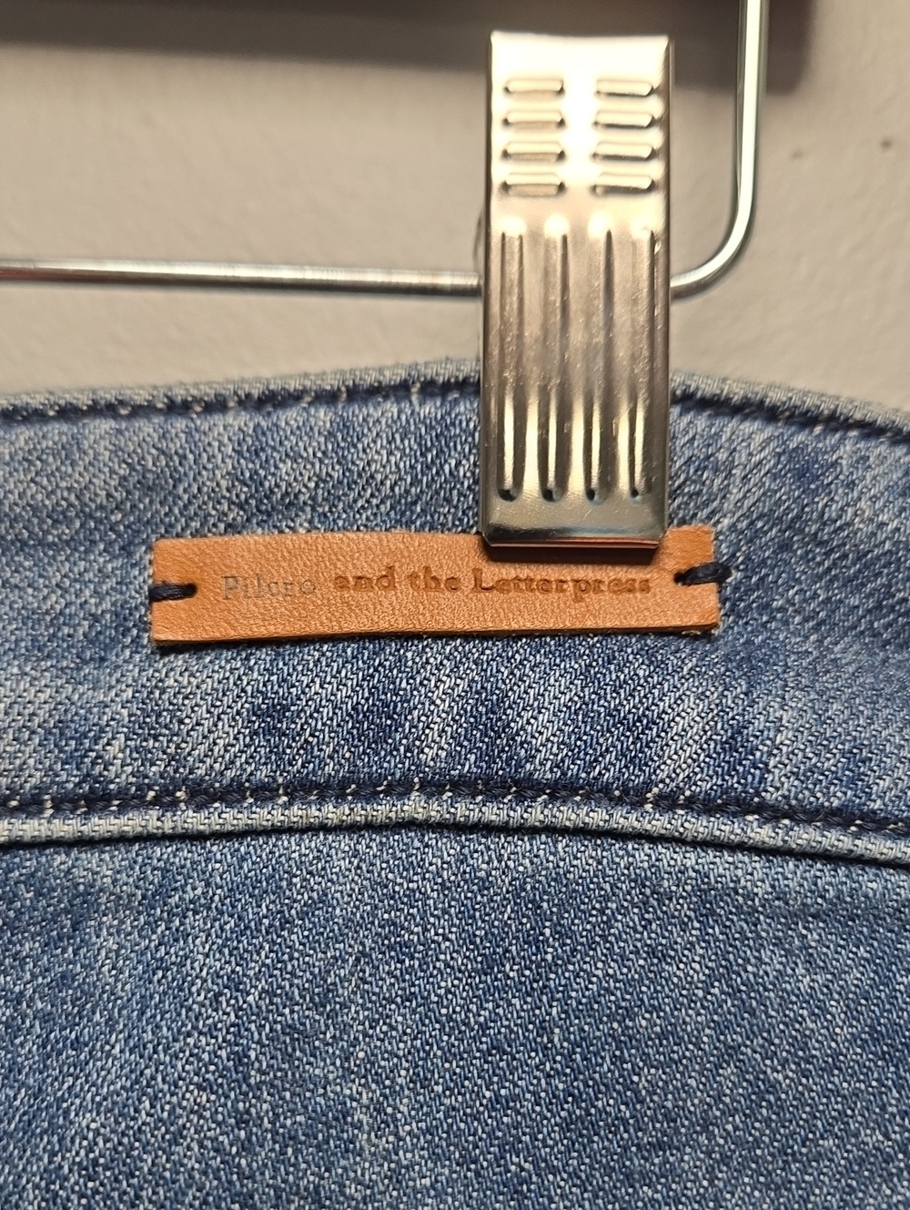 Anthropologie Pilcro and the Letterpress Ultra High-Rise Flare Jeans Size 27 - Picture 7 of 13